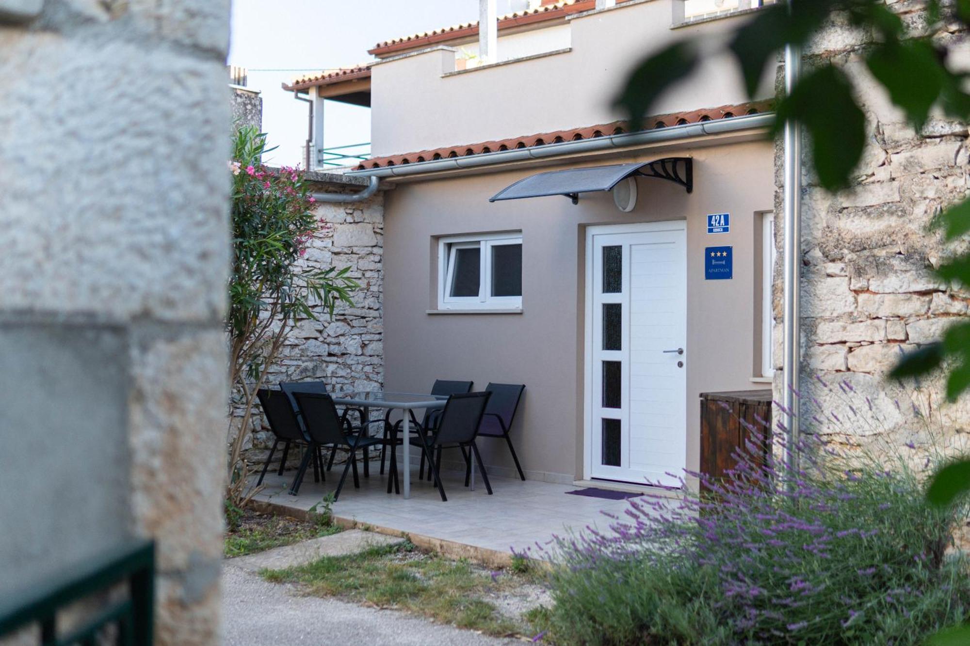 Apartment Deborah Krnica Exterior photo